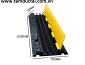 GỜ GIẢM TỐC CAO SU CÓ CHỖ LUỒN DÂY ĐIỆN